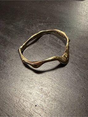 Gold Wavy Sculptural Bangle Bracelet